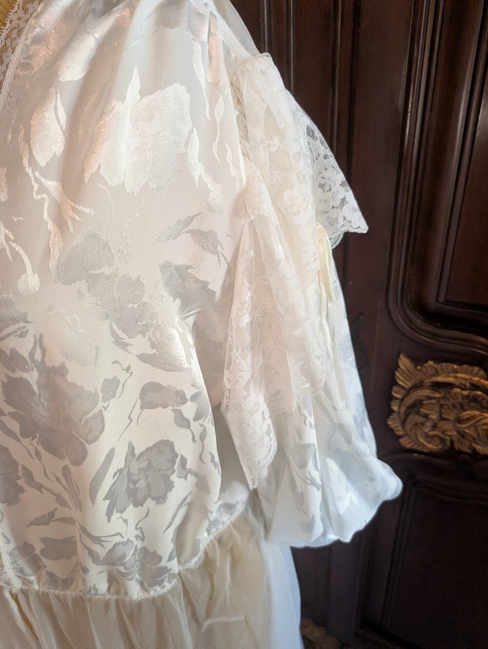 Val Mode Vintage Lingerie Robe - Picture 4 of 7